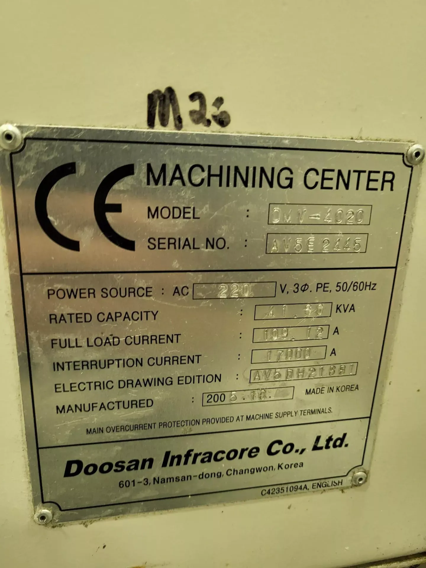 DOOSAN DMV-4020 CNC Vertical Machining Centers 1