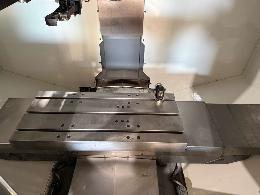 Haas DT-2 CNC Drill Tap Center - 2017 15,000 RPM, WIPS, HSM Mill 9