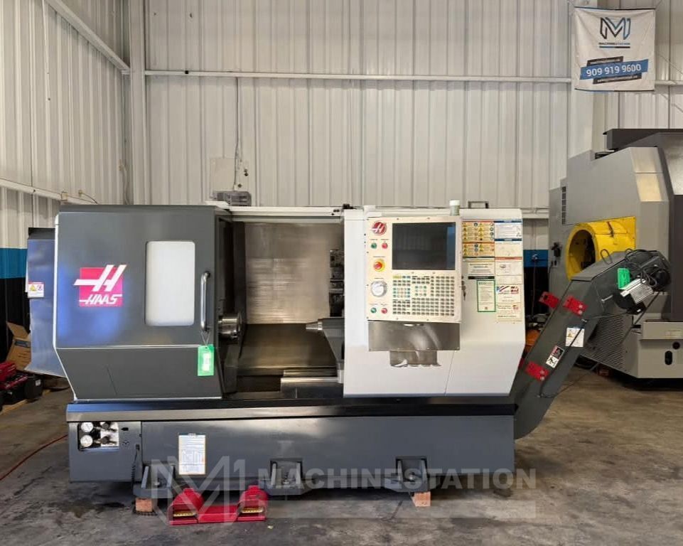 Haas ST-20 CNC Turning Center - 8" Chuck, Tailstock Lathe 1