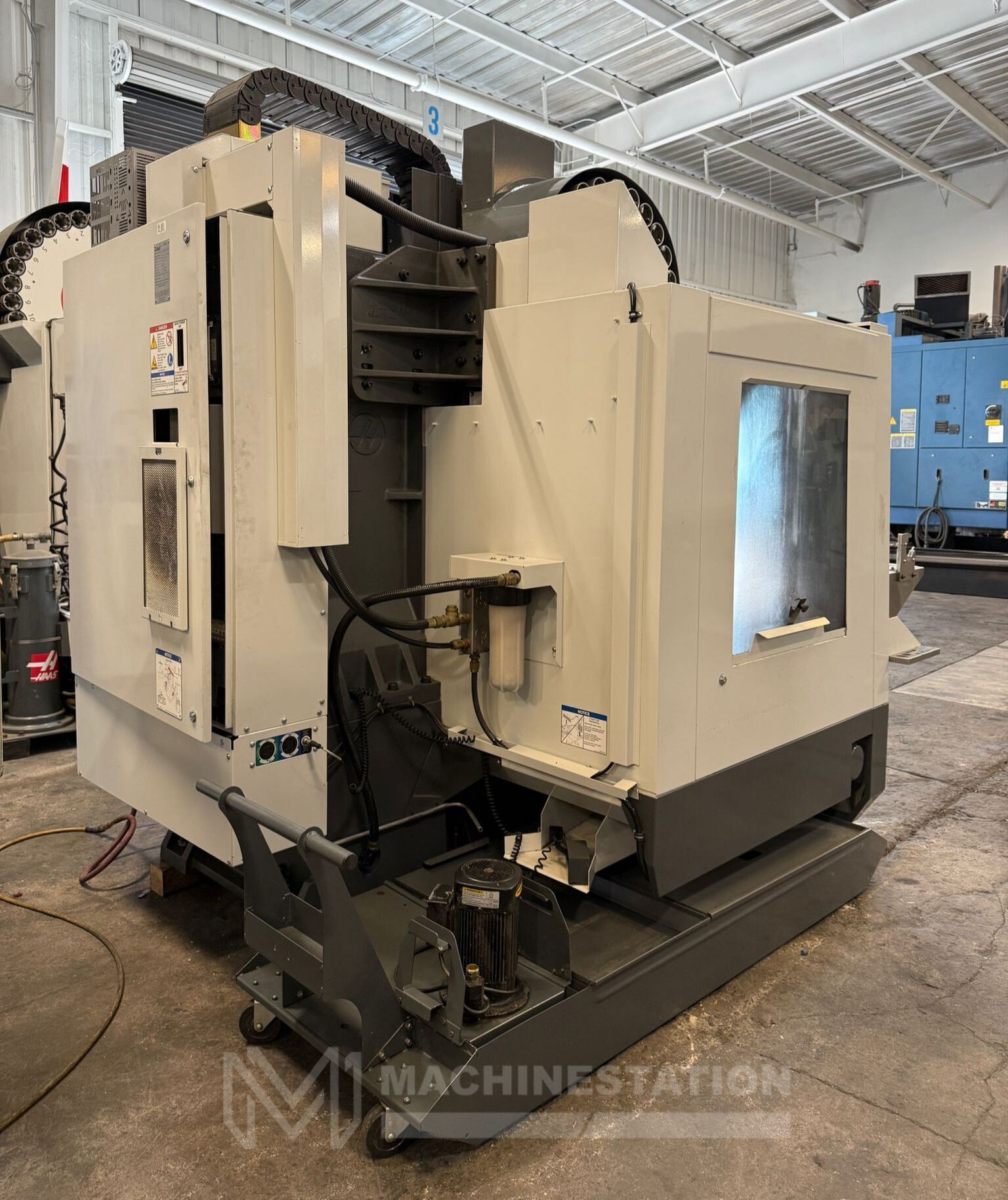 Haas VF-2YT CNC Vertical Machining Center - Mill 17