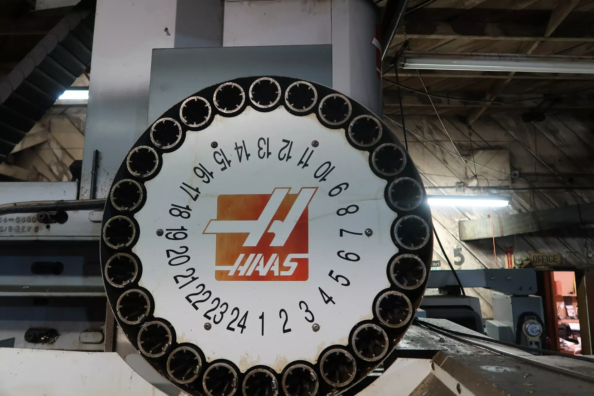 HAAS VM-3 CNC Vertical Machining Centers 12