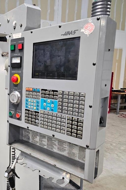 Haas VF 2B (2)