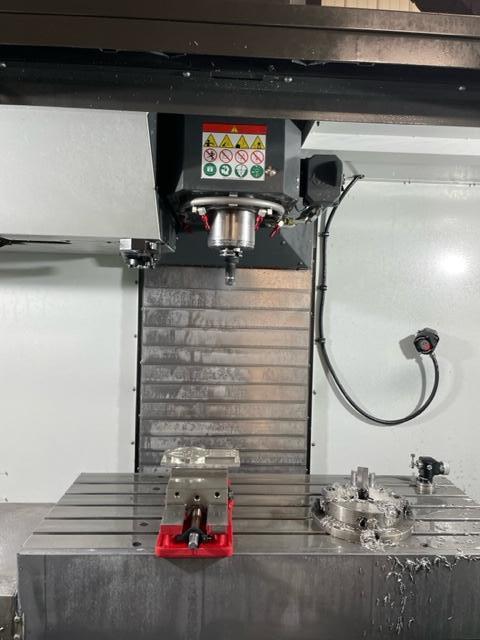 Haas VF 3SS (2)