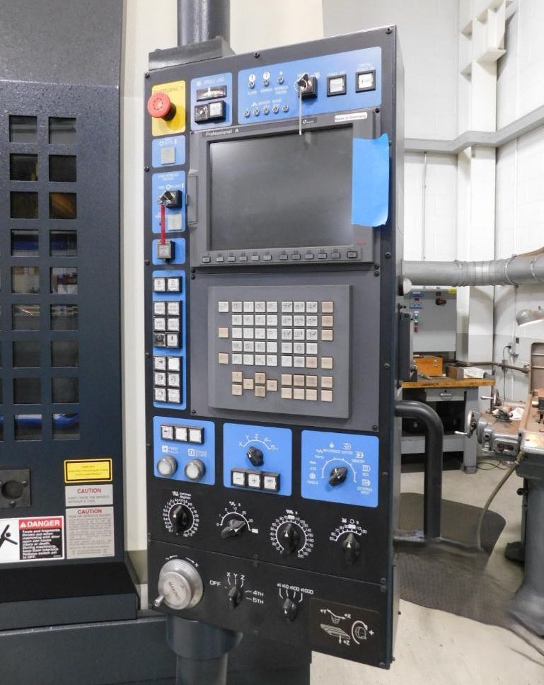 Makino SNC64 (3)
