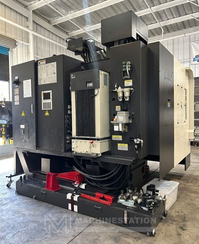 Okuma Genos M560-V CNC Vertical Machining Center - 2016 Mill 20