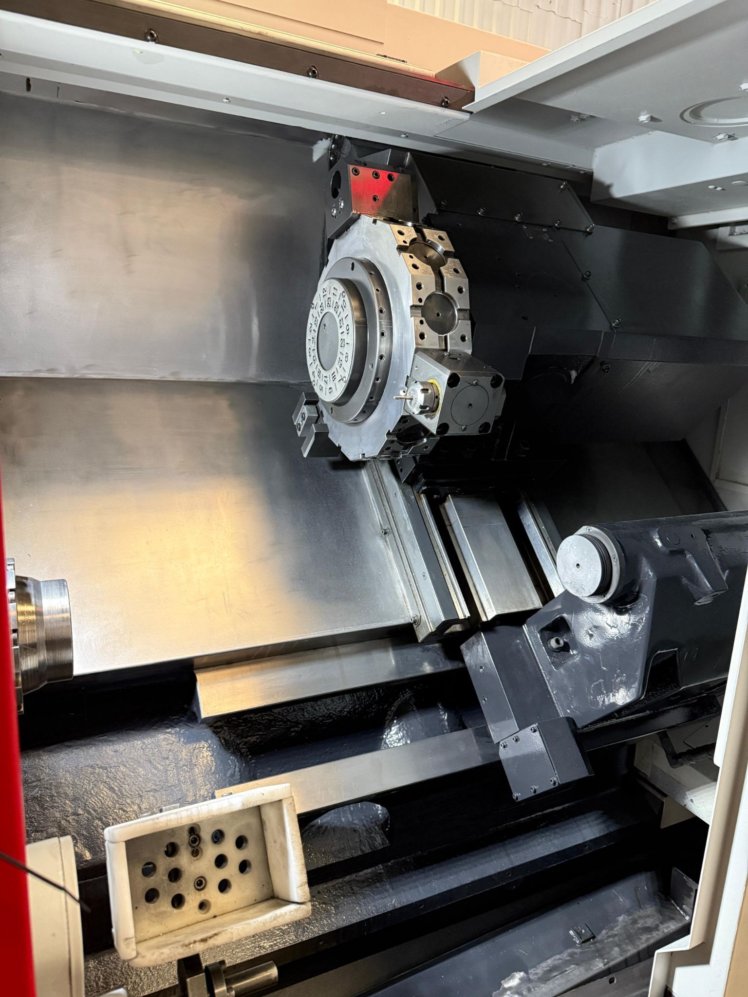Samsung SMEC SL-2000M CNC Turning Center - 2020 C Axis Live Tool Lathe 9