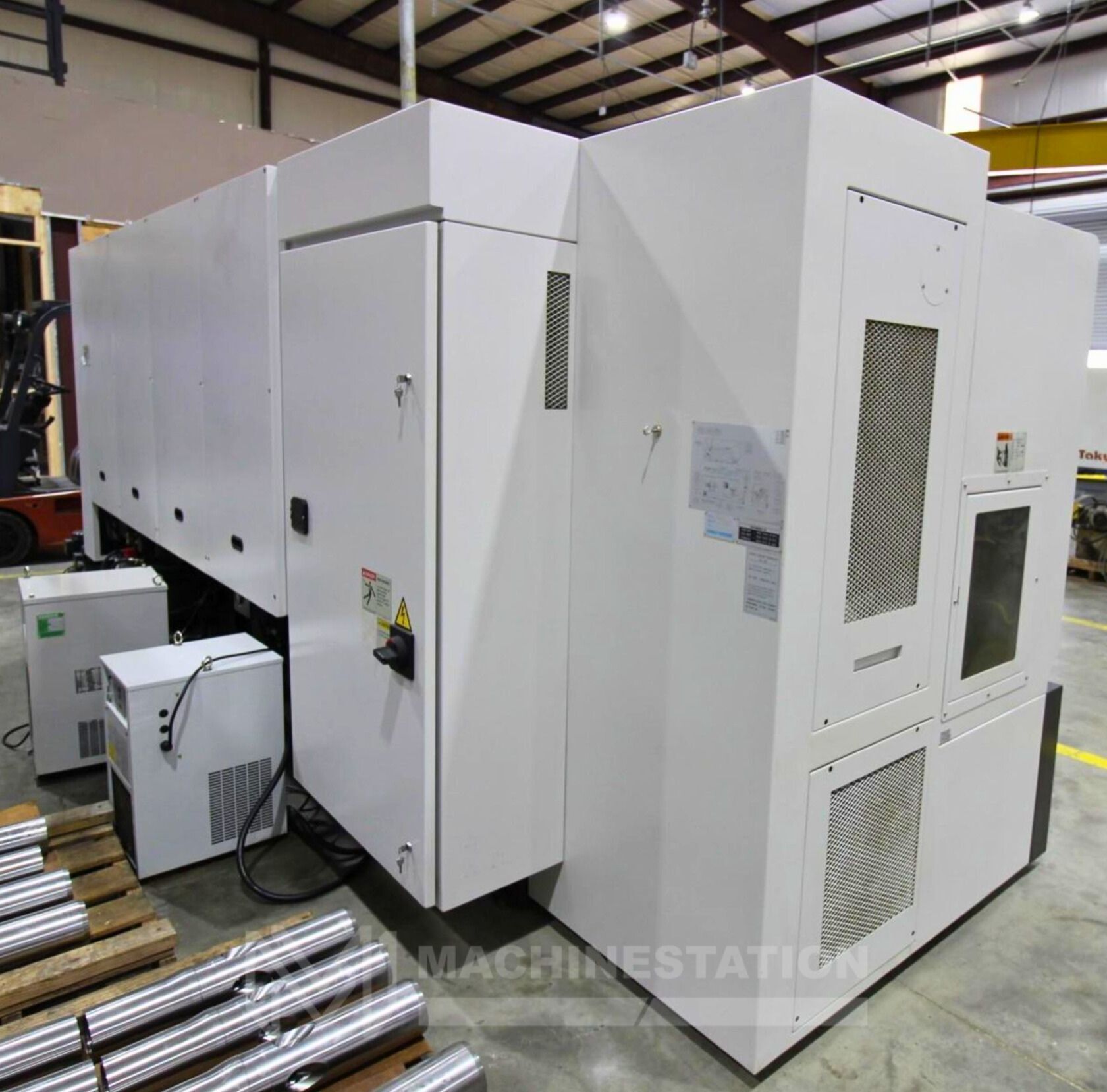 Takisawa LA-350 CNC Turning Center - 15" Chuck Steady Rest Long Bed Lathe 7