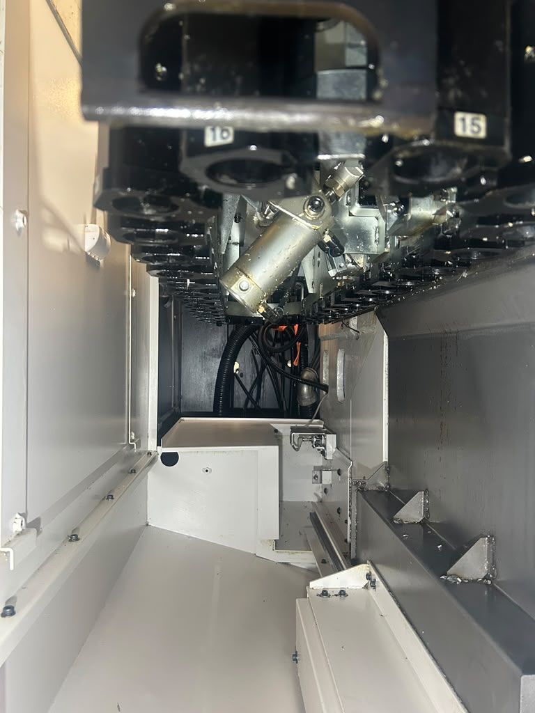 Okuma Genos M560-V CNC Vertical Machining Center - 2016 Mill 11