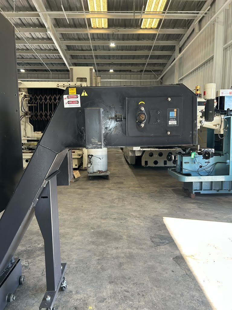 Okuma Genos M560-V CNC Vertical Machining Center - 2016 Mill 17