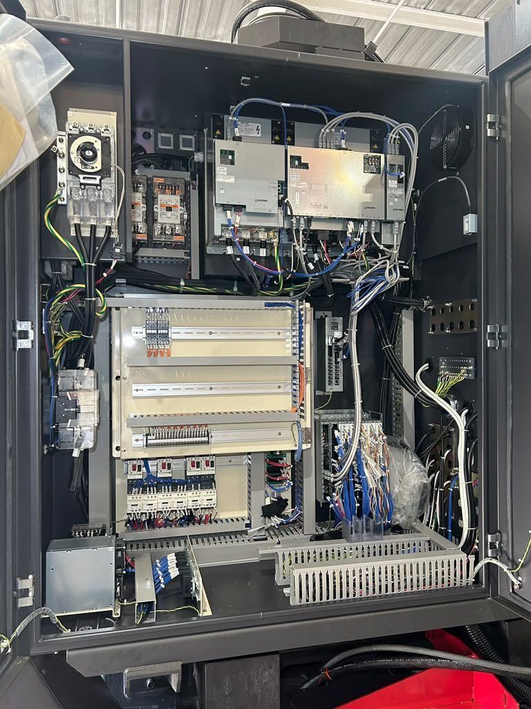 Okuma Genos M560-V CNC Vertical Machining Center - 2016 Mill 24