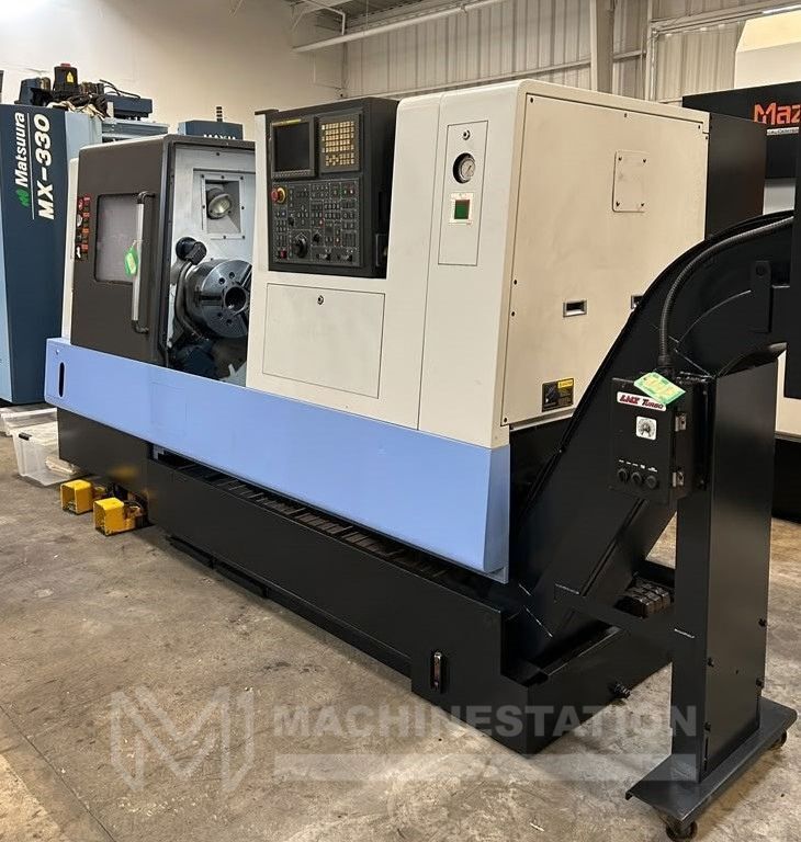 Doosan Puma 300C CNC Turning Center - 15" Chuck Lathe 4
