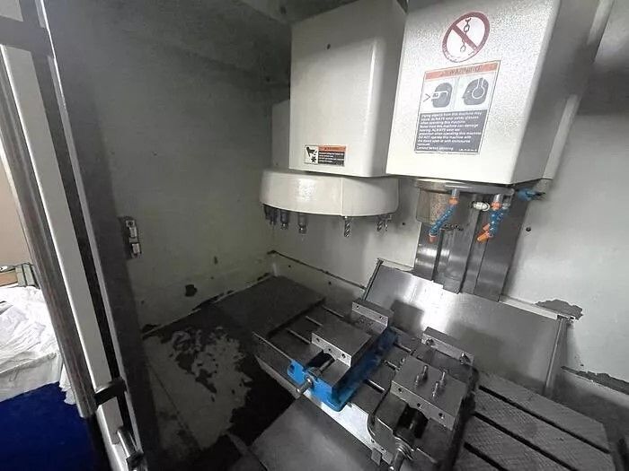 Fadal VMC-3016FXMP HT CNC Vertical Machining Center -Mill 2