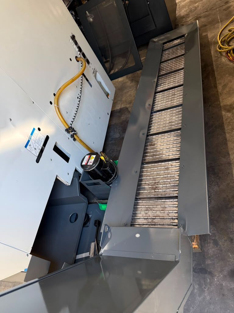 Haas SL-40 CNC Turning Center - 15" Chuck, Tailstock Lathe 24