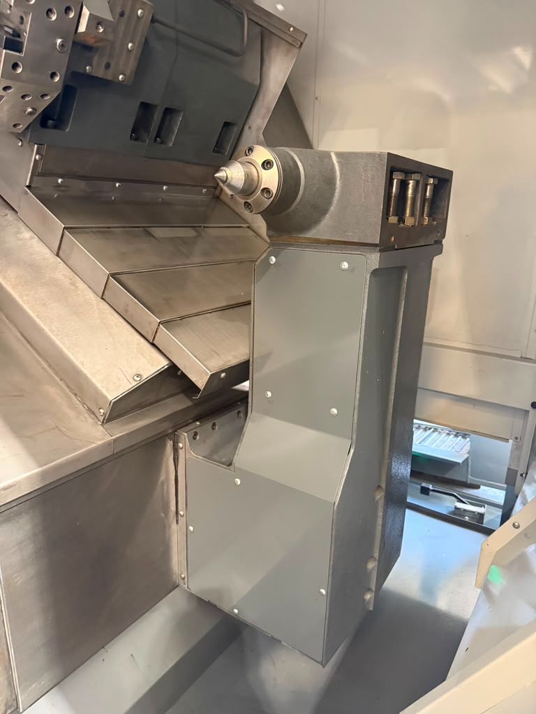 Haas SL-40 CNC Turning Center - 15" Chuck, Tailstock Lathe 20