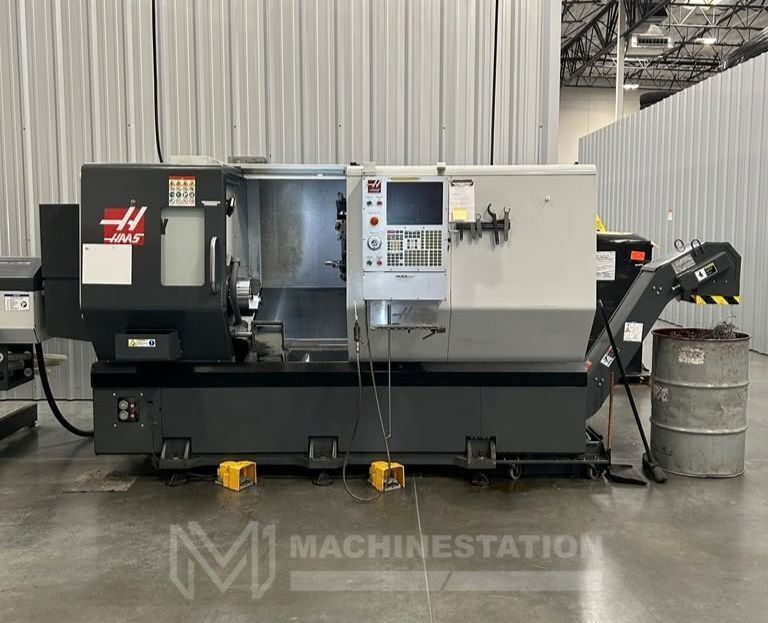 Haas ST-30Y CNC Turning Center - 2019 Bar Feeder, 10" Chuck, Tailstock Lathe 1