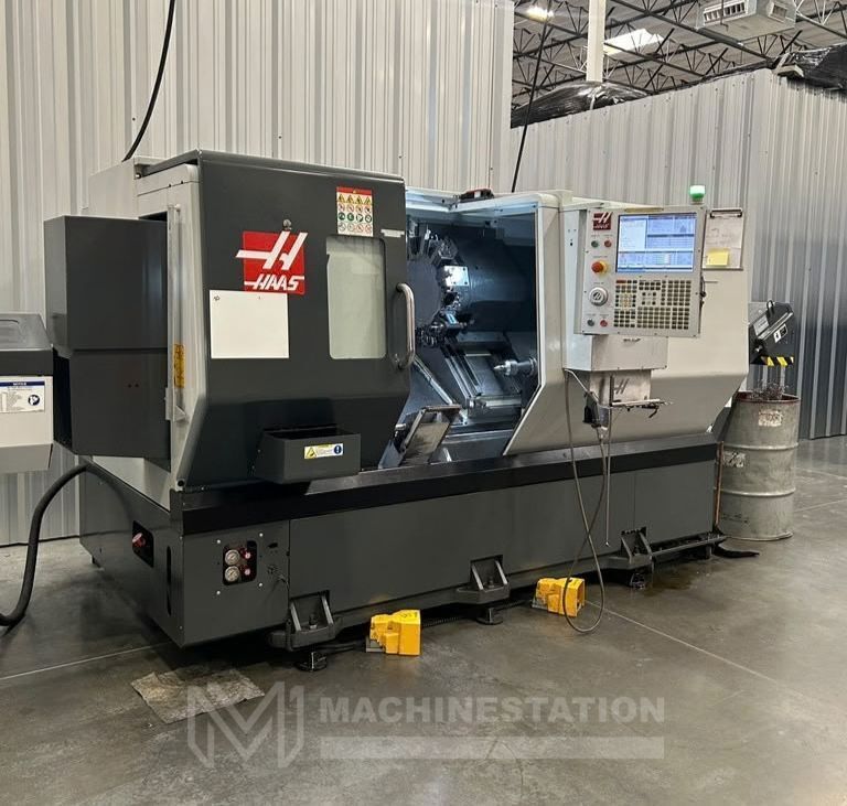 Haas ST-30Y CNC Turning Center - 2019 Bar Feeder, 10" Chuck, Tailstock Lathe 2