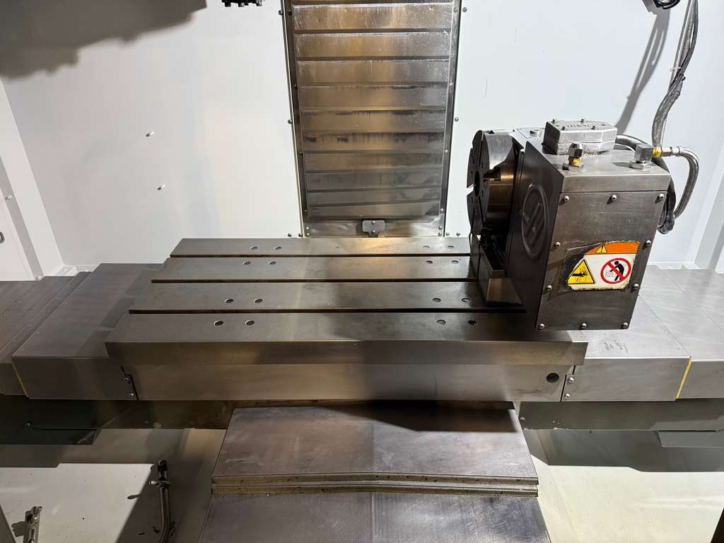 Haas VF-2SSYT CNC Vertical Machining Center - 2018 4th Axis Mill 7