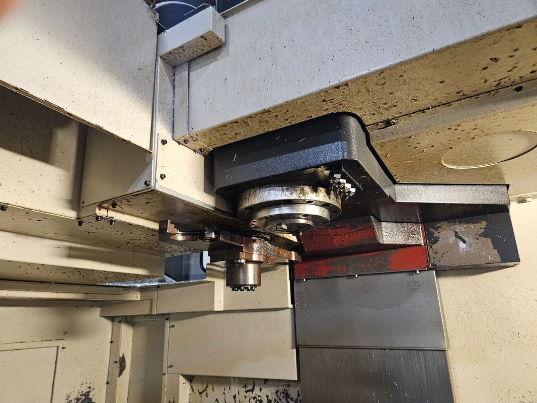 Mazak VNC 510C/50-II CNC Vertical Machining Center - 4th Axis Ready, 50 Taper Mill 3