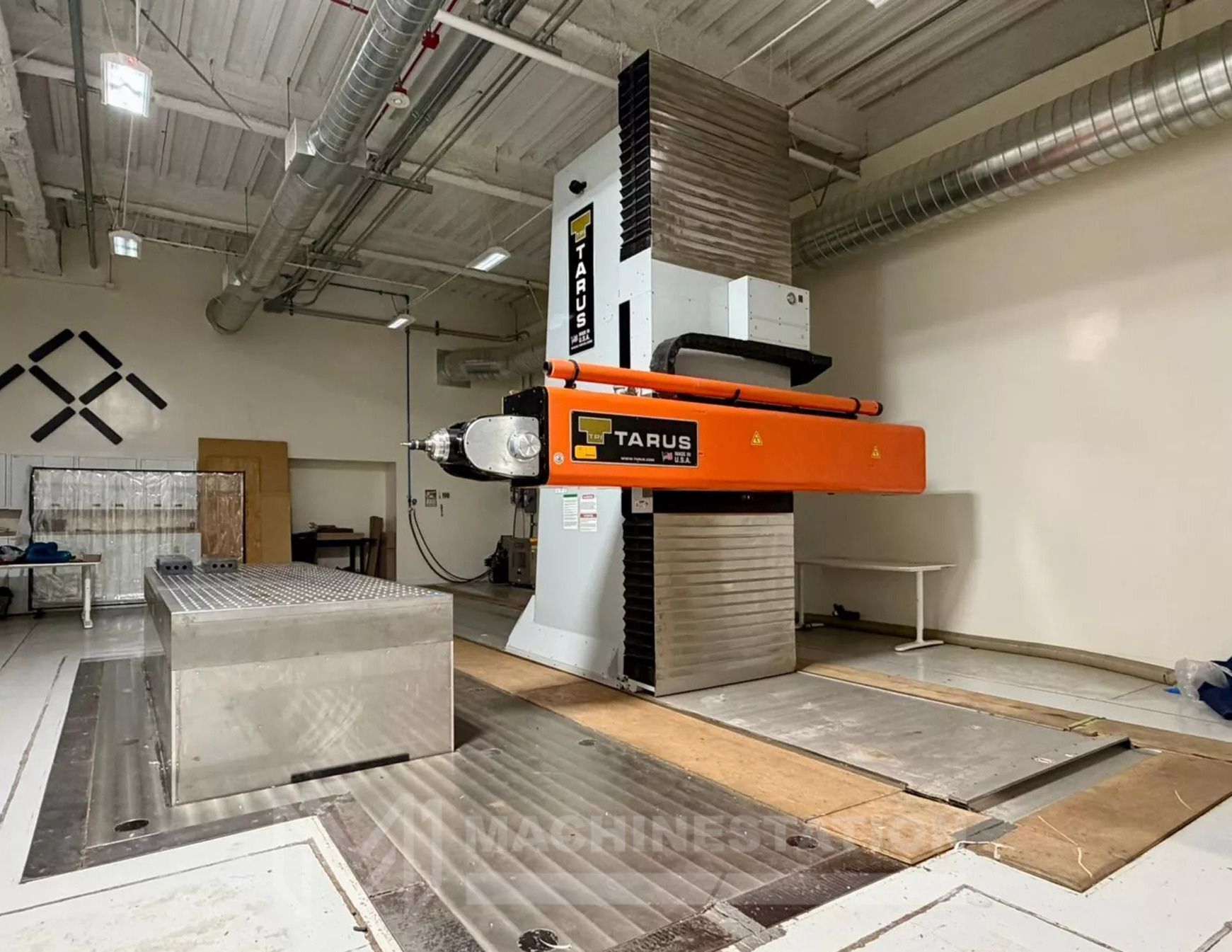 Tarus TPTSCHSM2475 5-Axis High-Speed Single Column Post CNC Mill - Clay Mill 0