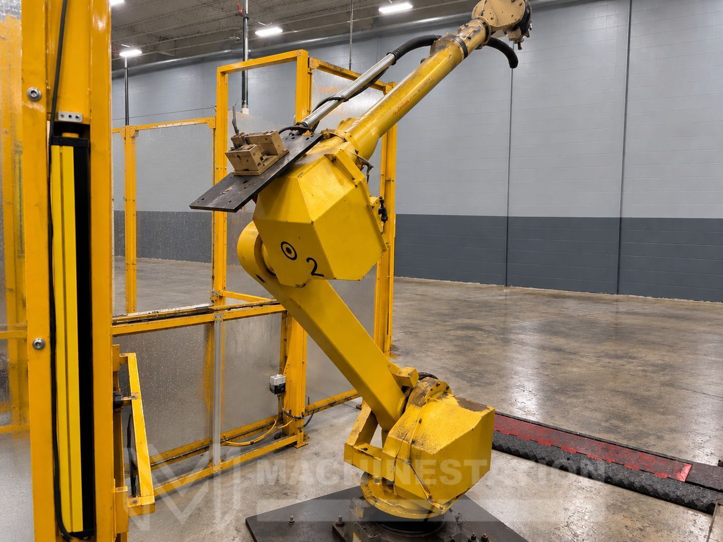 Fanuc M-70iC/20L 6-Axis Industrial Robot 1