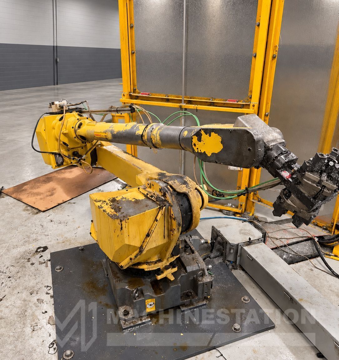 Fanuc M-70iC/20L 6-Axis Industrial Robot 1