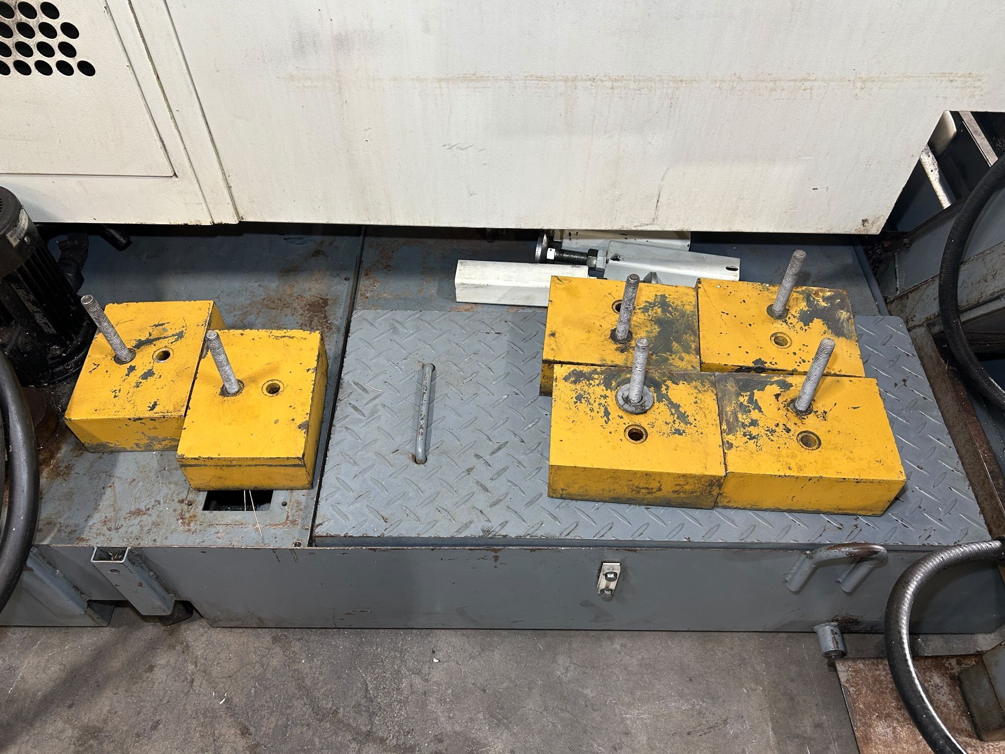 Kitamura MyCenter 2XiF CNC Vertical Machining Center - 20,000 RPM, TCS Mill 16
