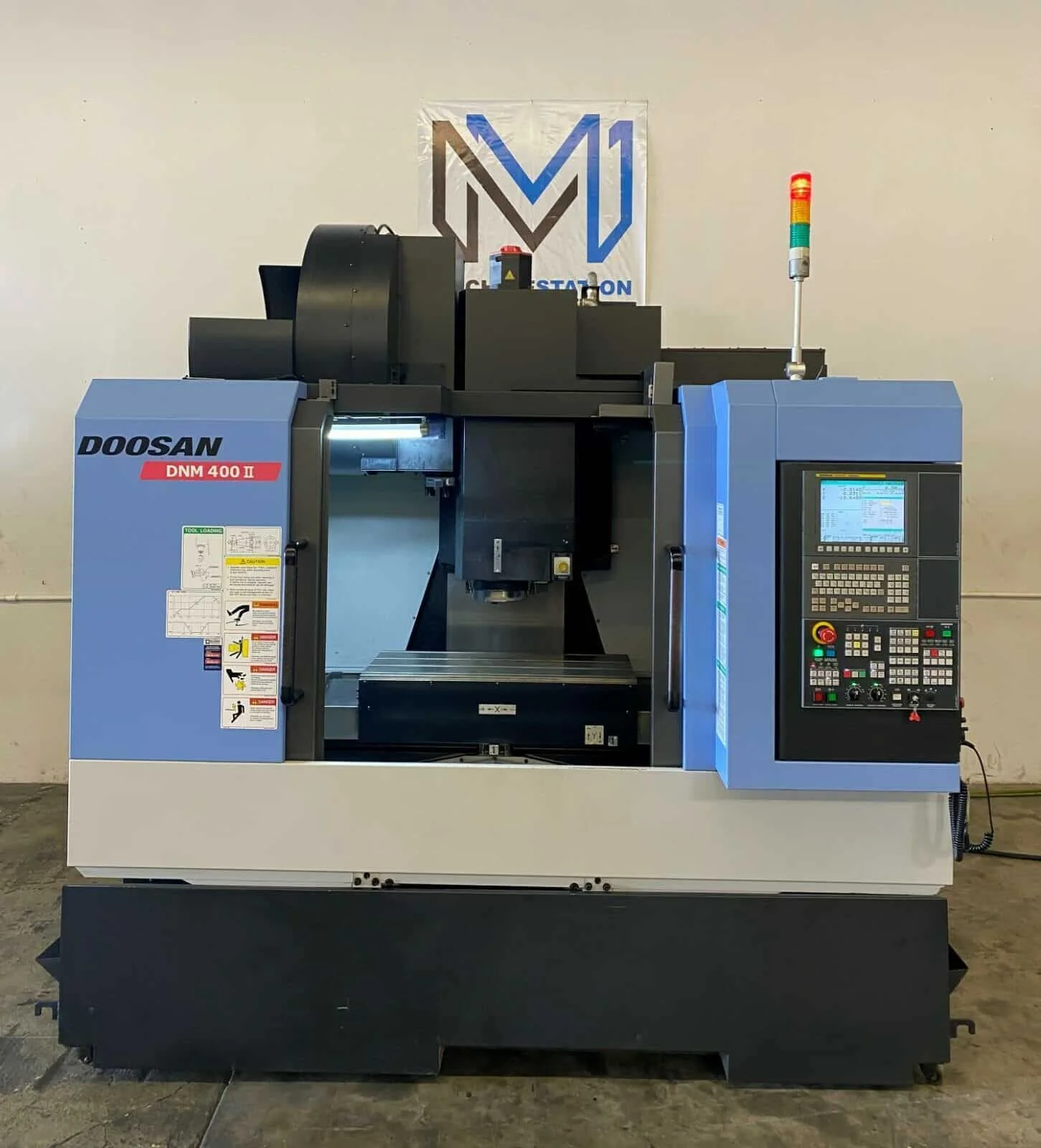 Doosan-DNM-400II-Vertical-Machining-Center-For-Sale-in-California-1-1-1.jpg