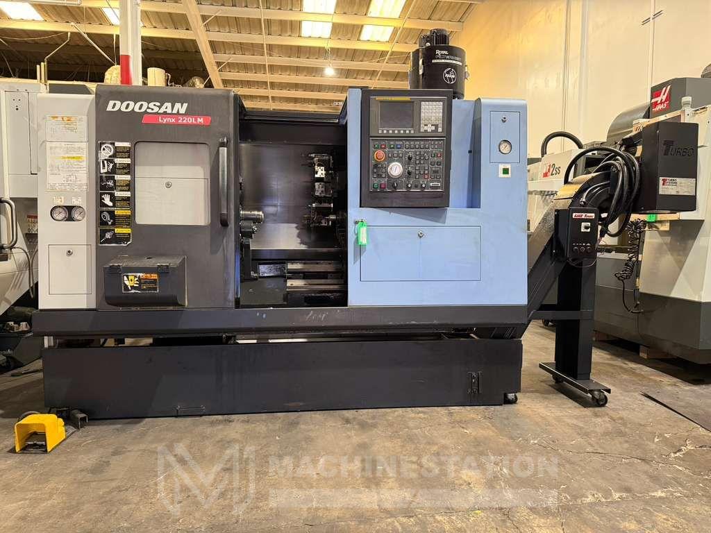 DOOSAN-LYNX-220LMA (1)