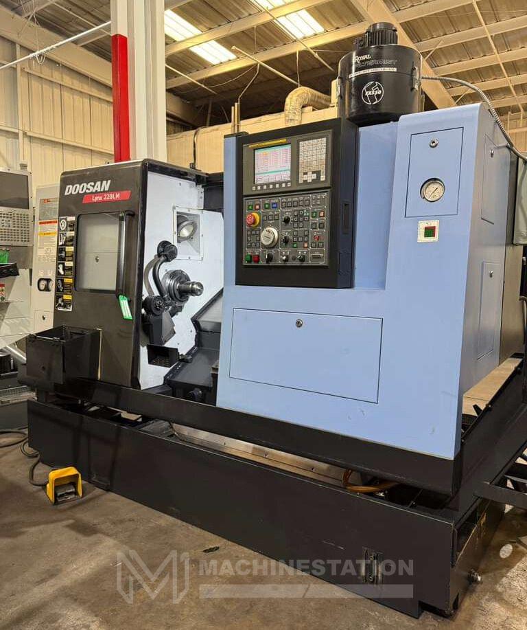 DOOSAN-LYNX-220LMA (1)